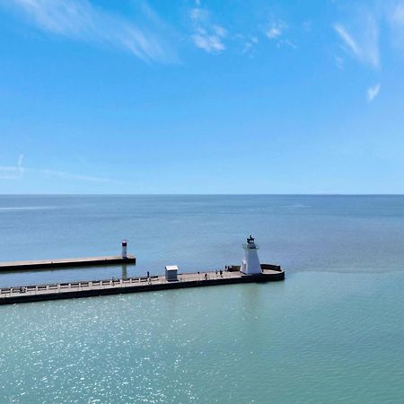 Luxe Lodges On Lake Erie Port Dover Ngoại thất bức ảnh