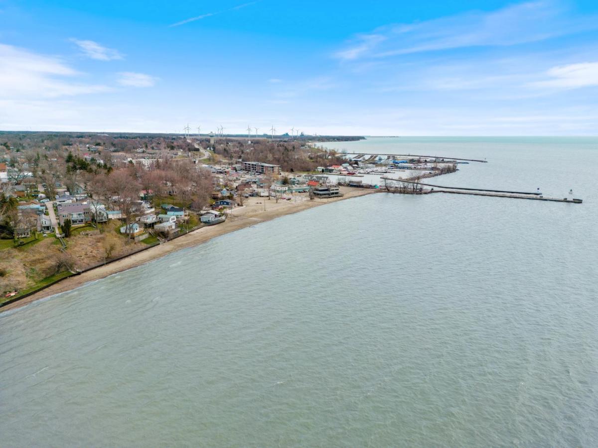 Luxe Lodges On Lake Erie Port Dover Ngoại thất bức ảnh