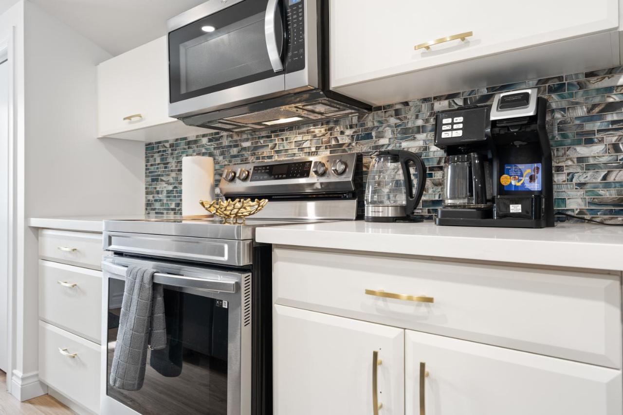 Luxe Lodges On Lake Erie Port Dover Ngoại thất bức ảnh