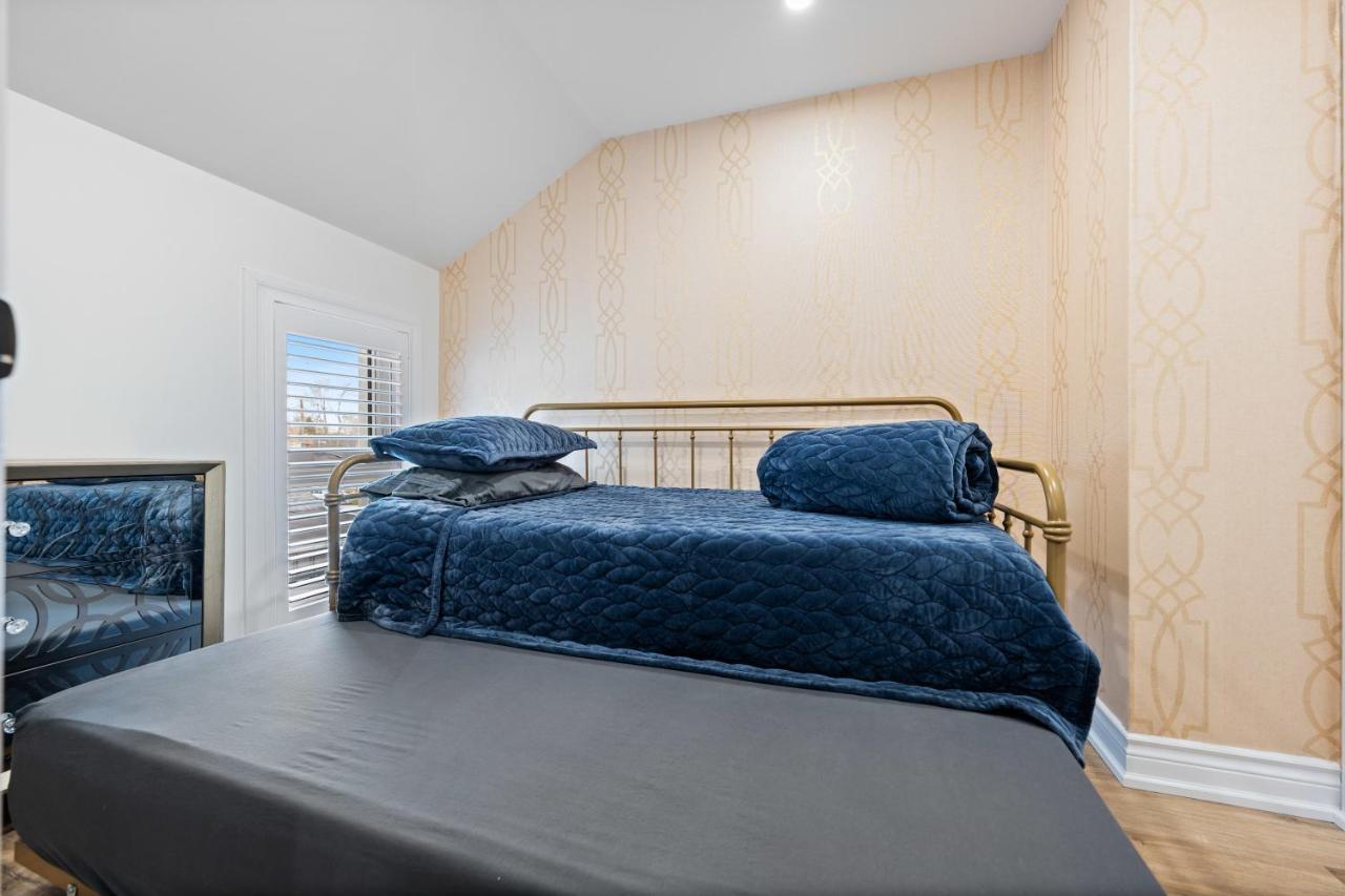 Luxe Lodges On Lake Erie Port Dover Ngoại thất bức ảnh