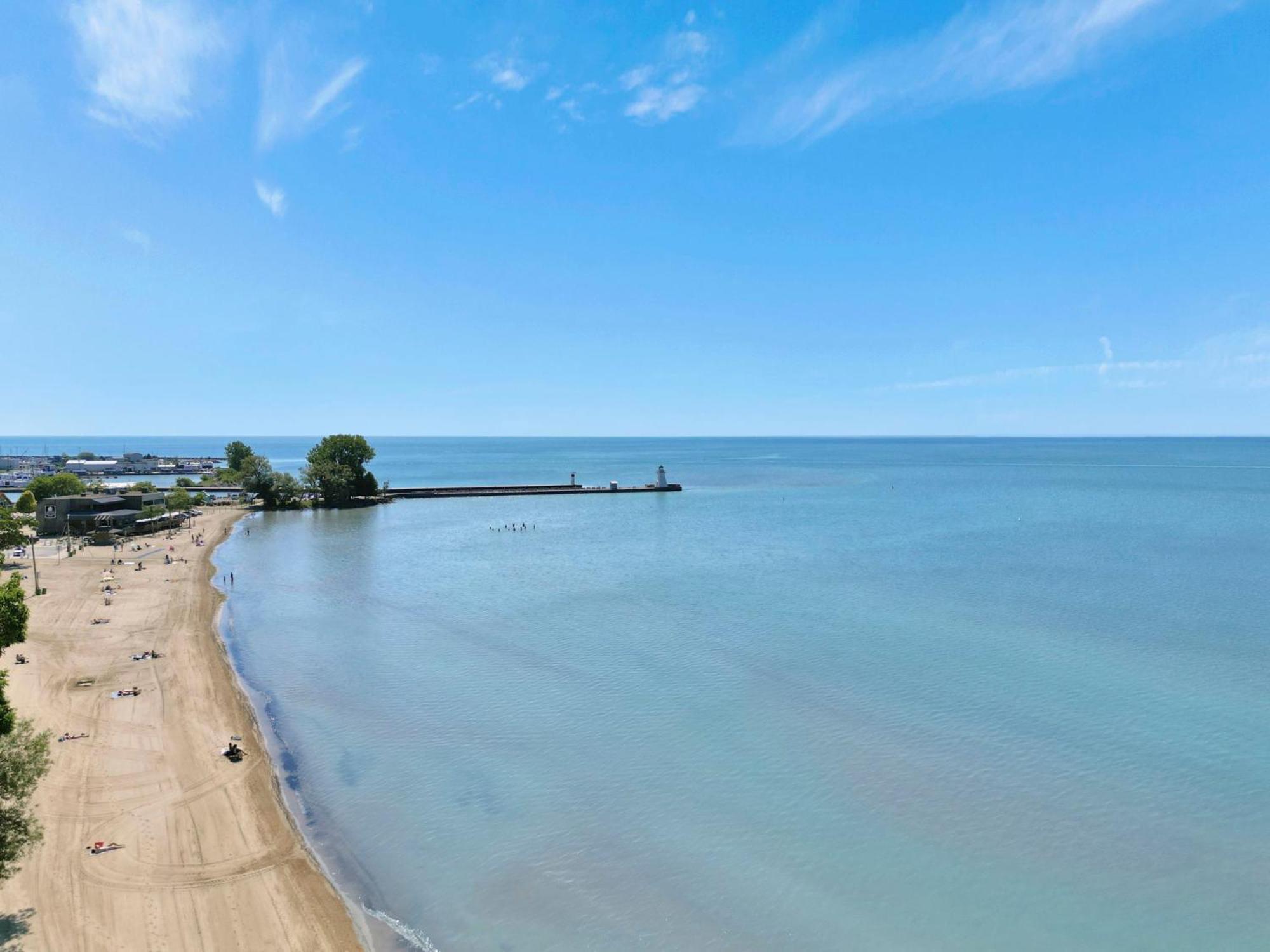 Luxe Lodges On Lake Erie Port Dover Ngoại thất bức ảnh